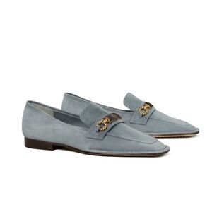 TORY BURCH
Perrine Suede Medallion Chain
Loafers In Rainwater